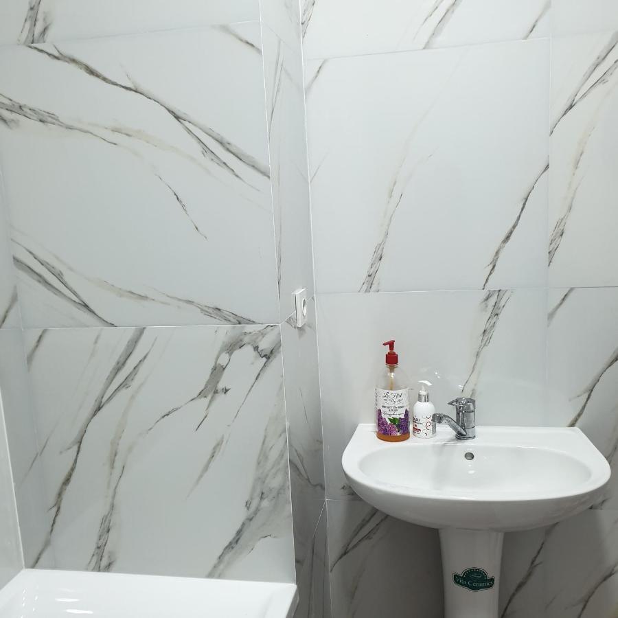 Uzak Apartment 2 الماتي المظهر الخارجي الصورة